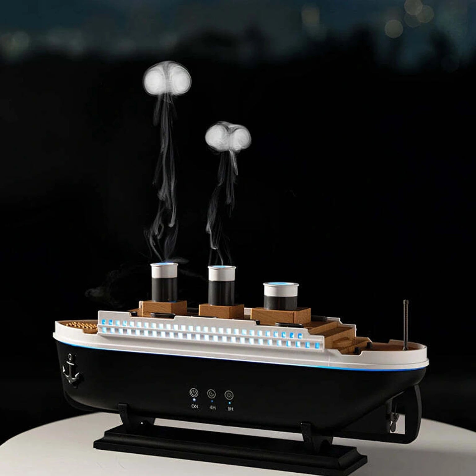 Titanic ship humidifier with remote